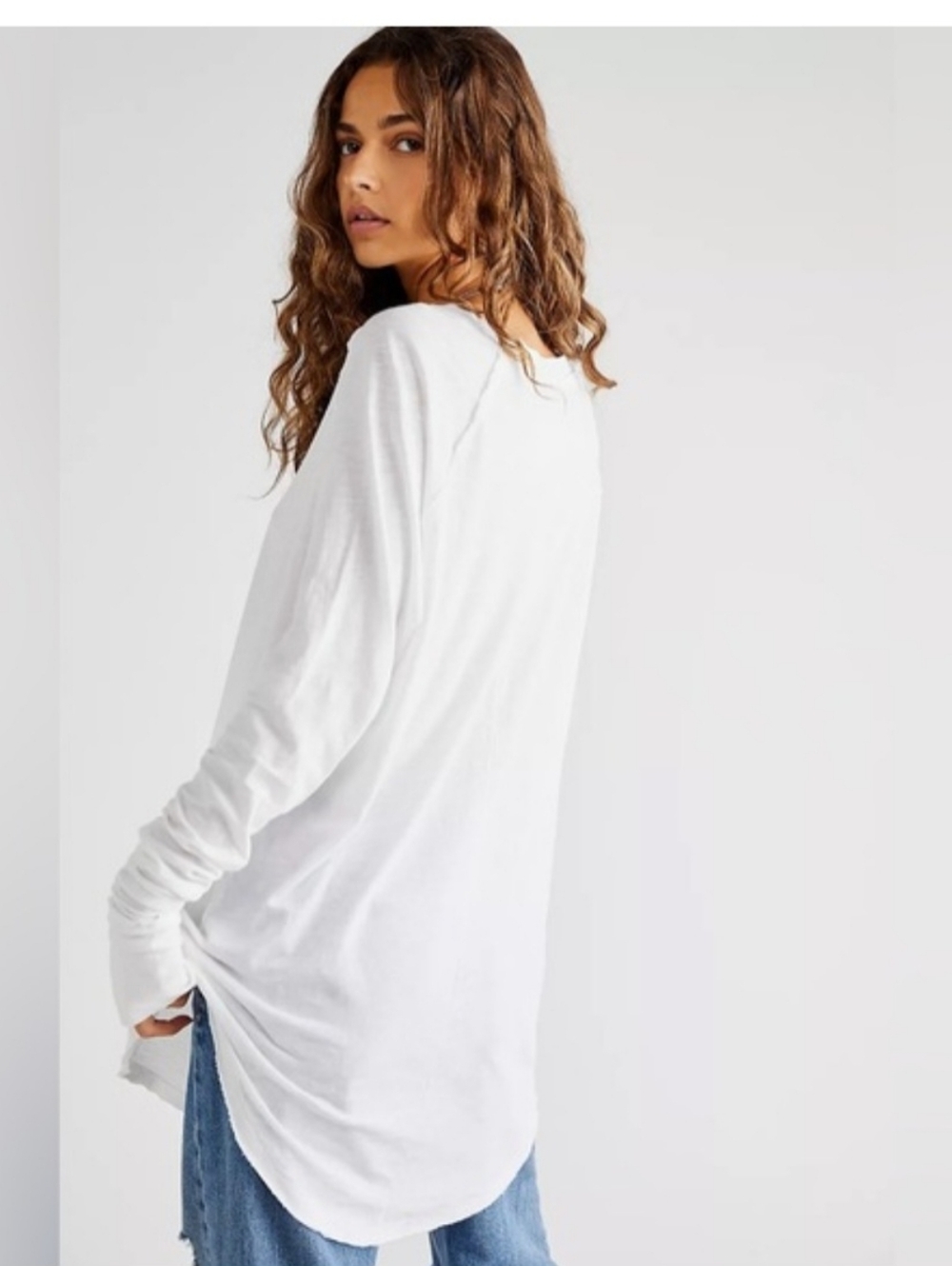 We The Free Arden  Tee With Thumbholes( set of 4) - White .Size S - Picture 3 of 15